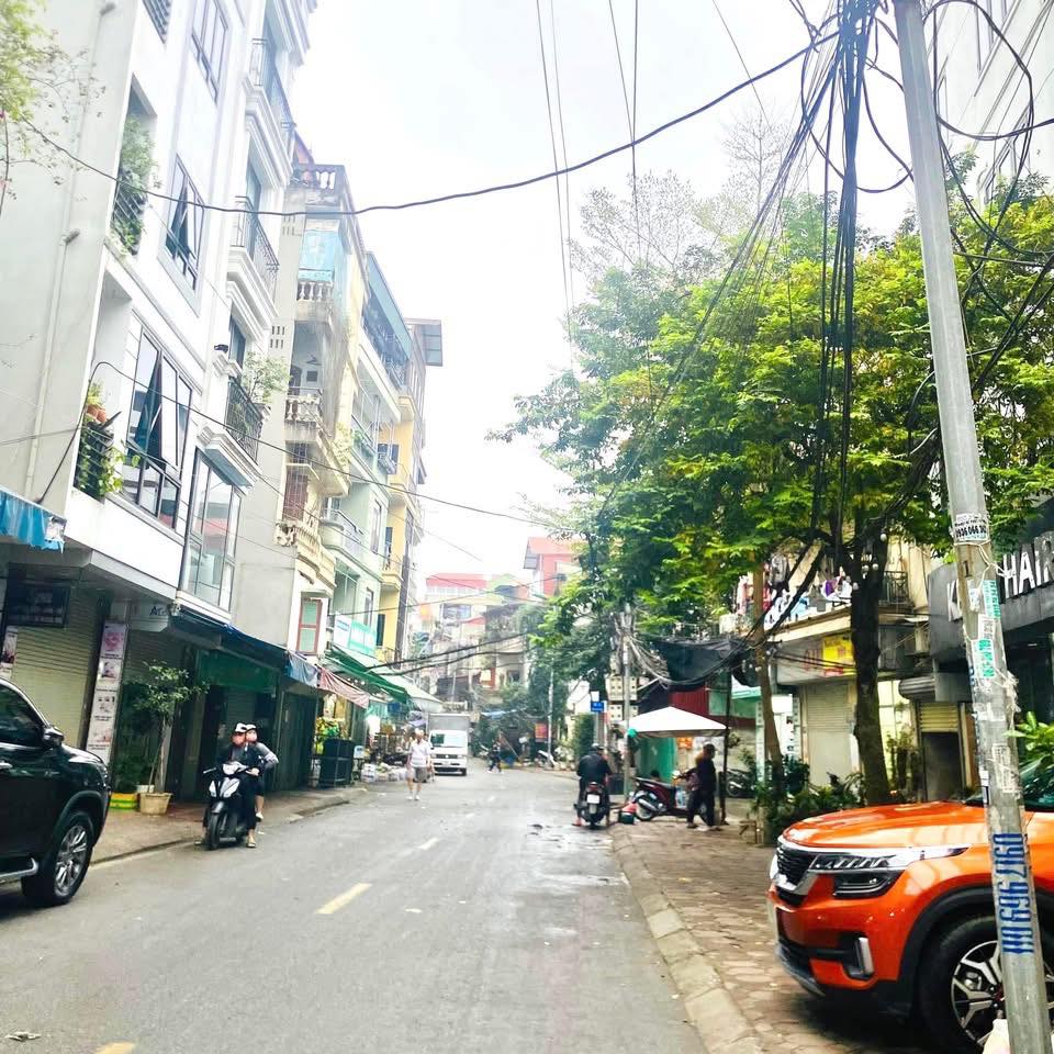 Bán nhà Trích Sài hồ Tây, ở sướng, 69m chỉ 18.5 tỷ - Ảnh chính