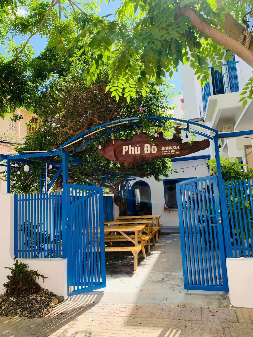 Bán nhà 2 mặt tiền Phan Phù Tiên , Nha Trang dt 110m2 giá bán 15 tỷ thương lượng<br>mọi thông tin chi - Ảnh chính