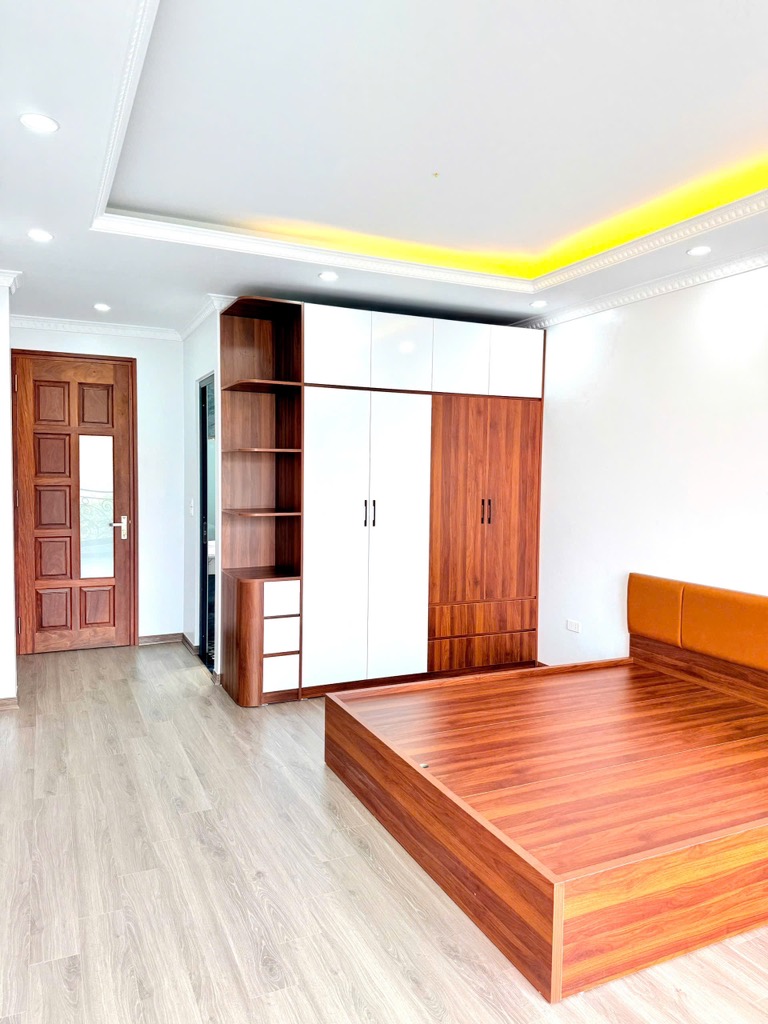 💥 KINH DOANH BẤT CHẤP MẶT HÀNG - TRUNG TÂM CẦU GIẤY - XE TẢI TRÁNH TRƯỚC CỬA - 100M2 - Ảnh 1