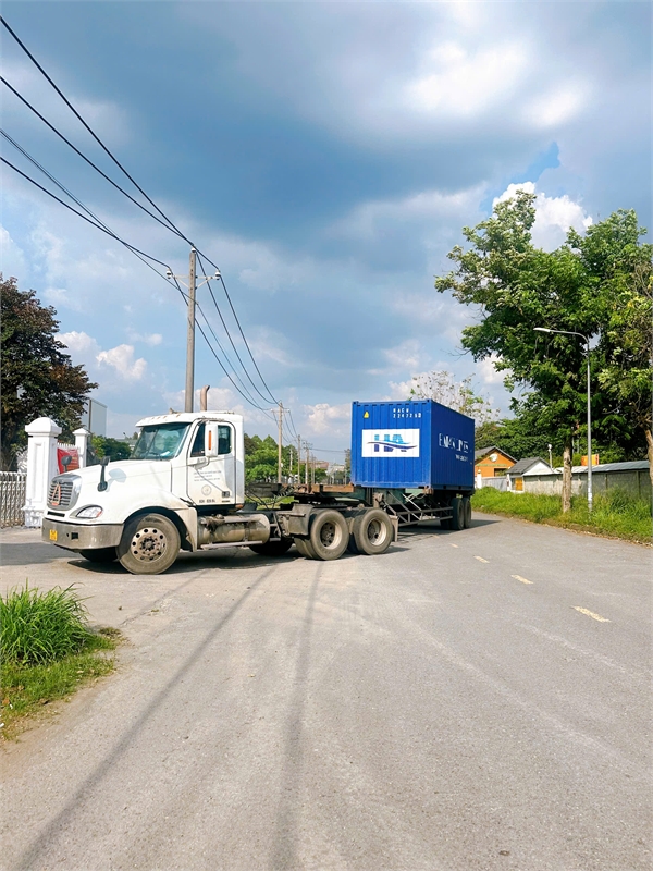 D236 chuyển nhượng toàn bộ đất kèm nhà xưởng tại KCN. giấy tờ đầy đủ bàn giao liền - Ảnh chính
