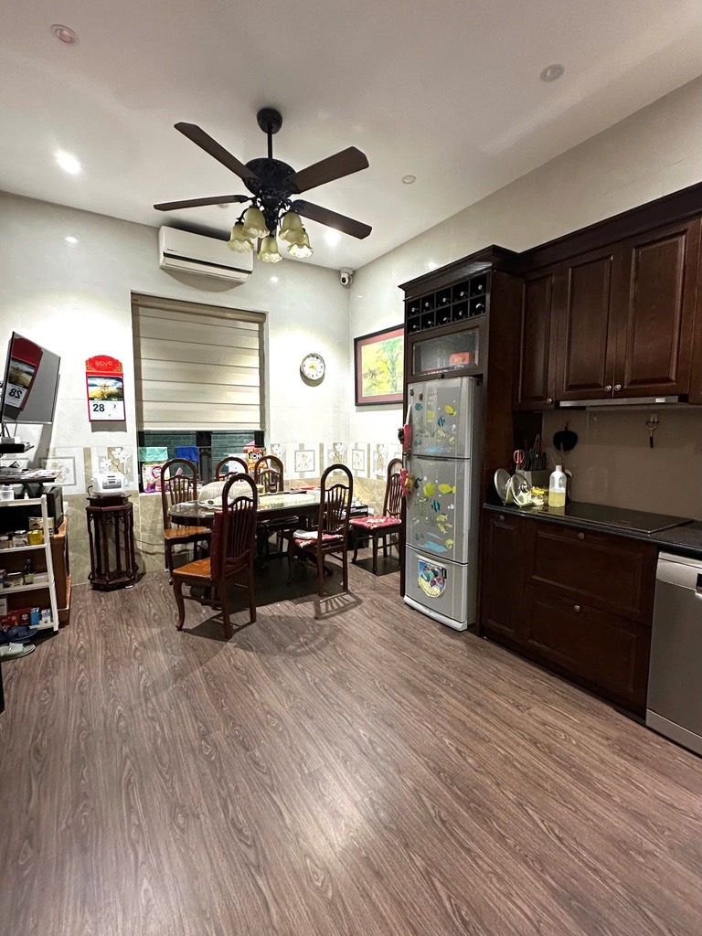 Bán nhà Võng Thị, Tây Hồ, lô góc, ô tô, 88m2, 3 tầng, Mt 8.2m, chỉ 20.9 tỷ - Ảnh 2
