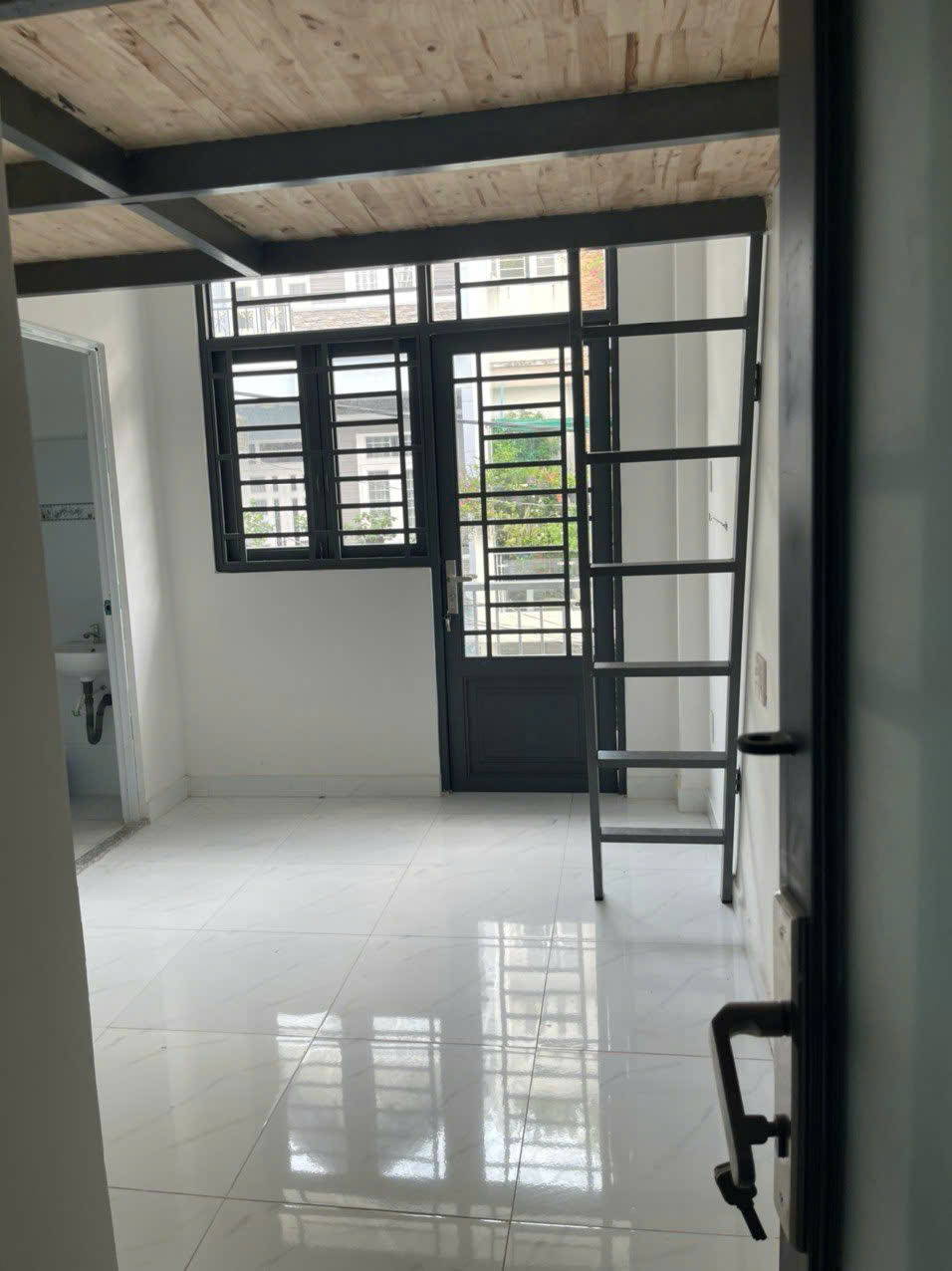 BÁN GẤP  Đất Mới GIÁ 6.3 tỷ Bình Tân Hồ Chí Minh - HXH – 3 TẦNG – 9PN - DÒNG TIỀN ~20 TRIỆU - NGAY - Ảnh 4