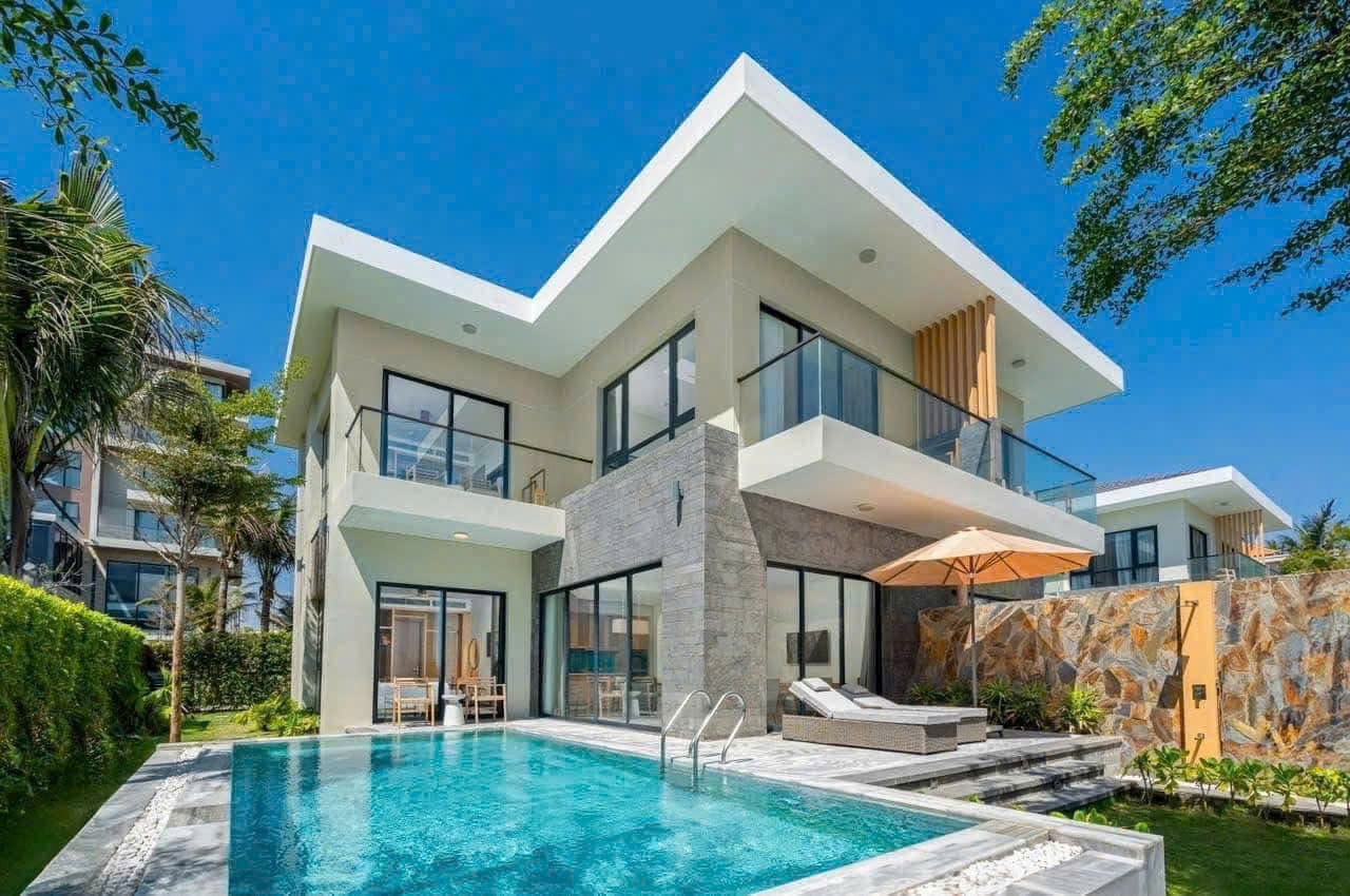 Biệt thự hồ bơi Thảo Điền, Quận 2. DT 18x24m, 460m2, giá 95 tỷ - Ảnh chính