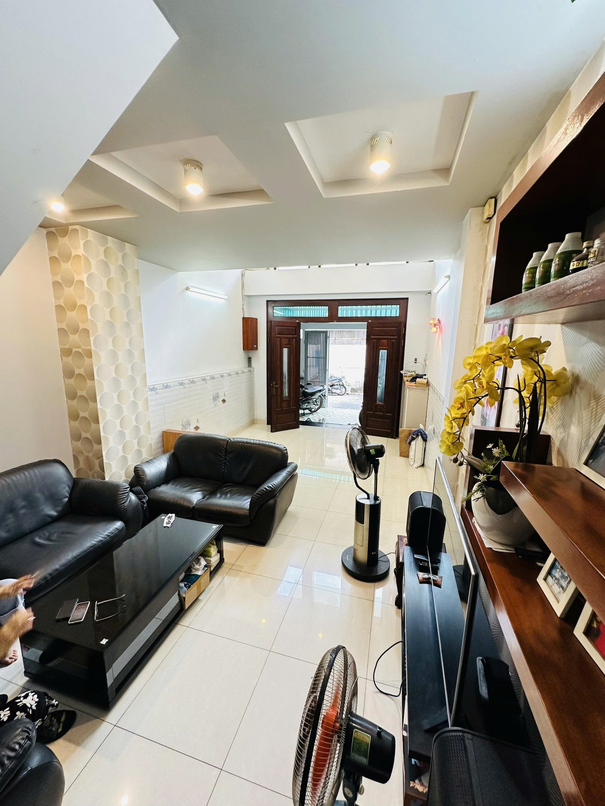 Nhà 5 tầng, 4PN, 4x17.5m, 10.8 tỷ TL, HXH thông Ba Vân, Trương Công Định, P14, TB - Ảnh 2