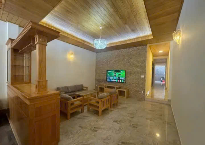 CẦN TIỀN BÁN GẤP NHÀ MẶT TIỀN KINH DOANH ĐƯỜNG TÔ NGỌC VÂN TRUNG TÂM ĐÀ LẠT 157m2 GIÁ 10.2 TỶ - Ảnh 3