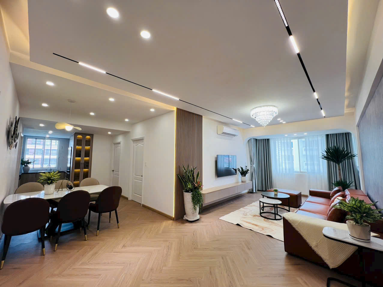 Cơ hội sở hữu căn hộ cao cấp tại Phú Mỹ Hưng với mức giá chỉ 66 triệu/m²! - Ảnh 1