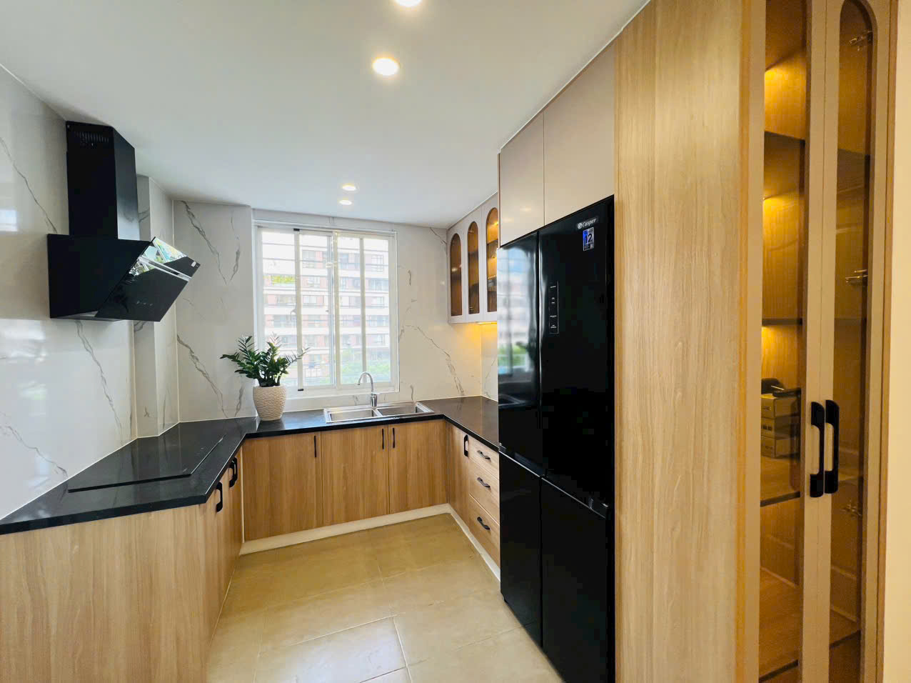Cơ hội sở hữu căn hộ cao cấp tại Phú Mỹ Hưng với mức giá chỉ 66 triệu/m²! - Ảnh 2