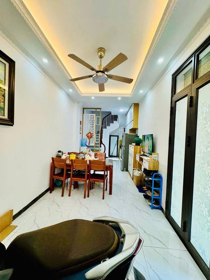 BÁN NHÀ BÙI XƯƠNG TRẠCH 65M2 4TẦNG , SỔ NỞ HẬU , BA GÁC ĐỖ CỬA . - Ảnh 3