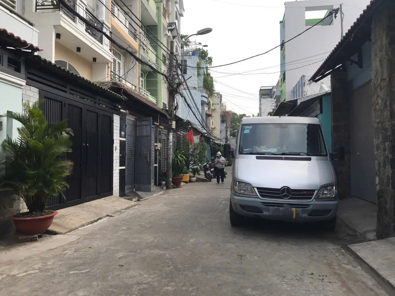 NHÀ ĐẸP - GIÁ TỐT -  Cần Bán Nhanh Căn Nhà Hẻm Thông 6m Vị Trí Tại Quận Bình Tân, TP HCM - Ảnh 4