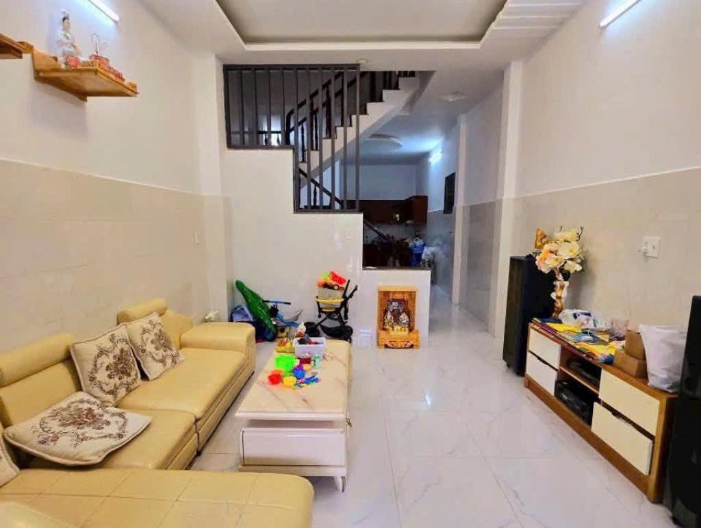 NHÀ ĐẸP - GIÁ TỐT -  Cần Bán Nhanh Căn Nhà Hẻm Thông 6m Vị Trí Tại Quận Bình Tân, TP HCM - Ảnh chính