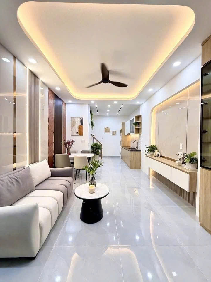 Chính chủ cần bán gấp căn nhà Gần Chợ Bình Chánh 650 Triệu. - Ảnh 2