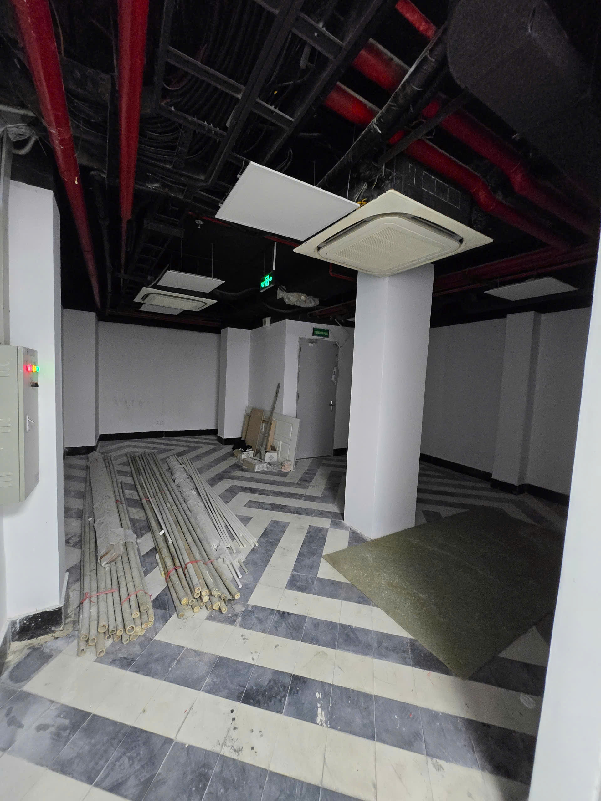 CHO THUÊ MẶT BẰNG TẦNG 1 + LỬNG – 170M²  - 130 BÀ TRIỆU – ĐỐI DIỆN VIỆN MẮT TW - Ảnh 4
