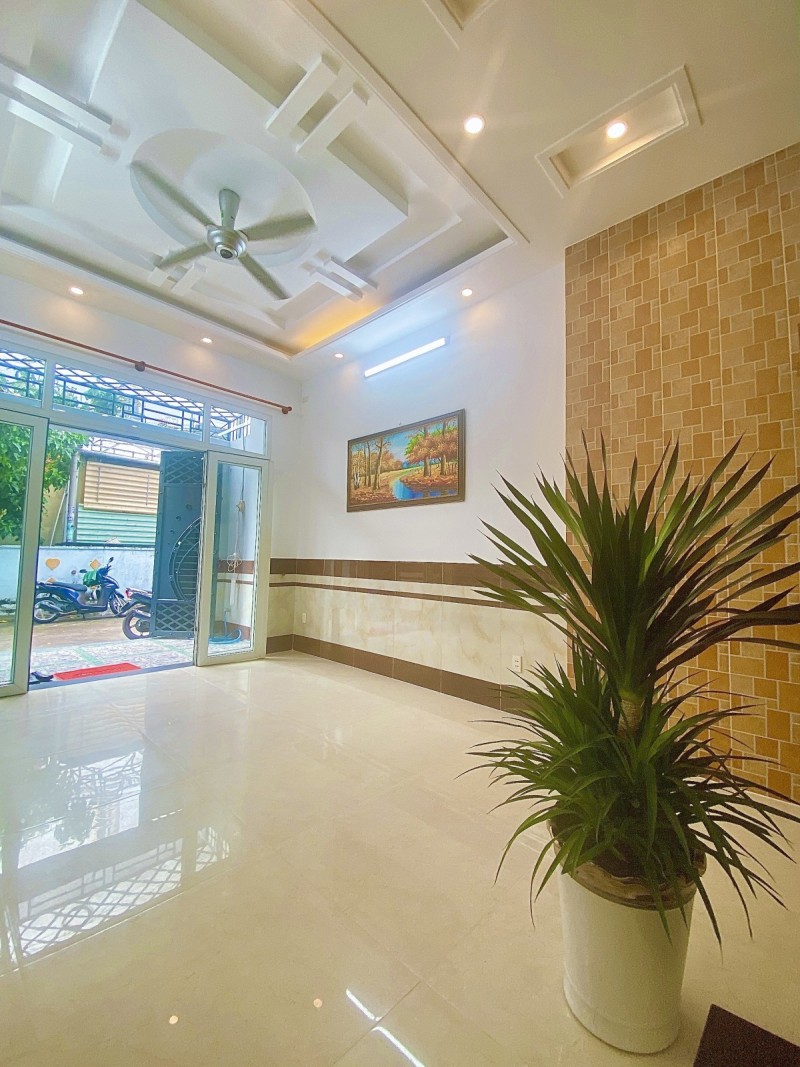 Bán nhà 62m2, 4PN, 4WC, 3 tầng, Q.9, giá chỉ 7,05  tỷ, sổ hồng - Ảnh chính