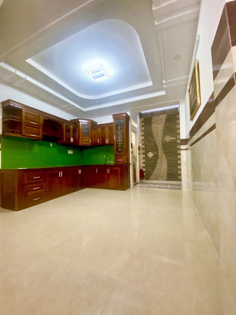 Bán nhà 62m2, 4PN, 4WC, 3 tầng, Q.9, giá chỉ 7,05  tỷ, sổ hồng - Ảnh 2