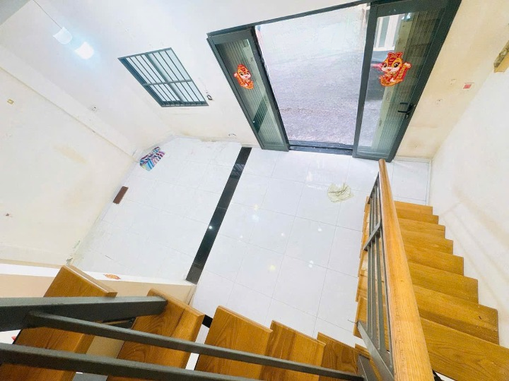 Nhà cách chỗ đậu oto 1 căn Lưu Quý Kỳ P10Q8 - Ảnh 3