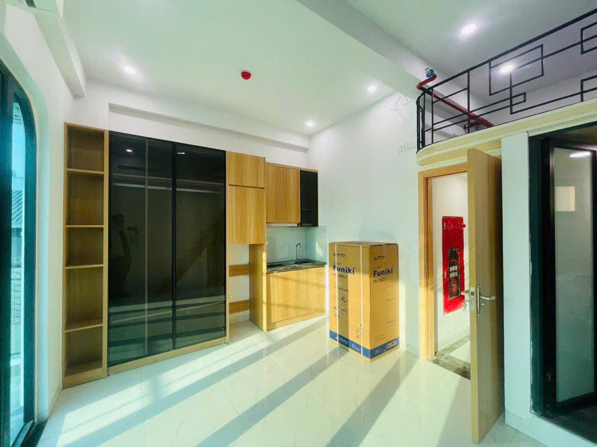 CCMN QUAN NHÂN - THANG MÁY - Ô TÔ - 29 PHÒNG - 96m2 8 tầng mt 4.6m Giá 35 tỷ - Ảnh 4
