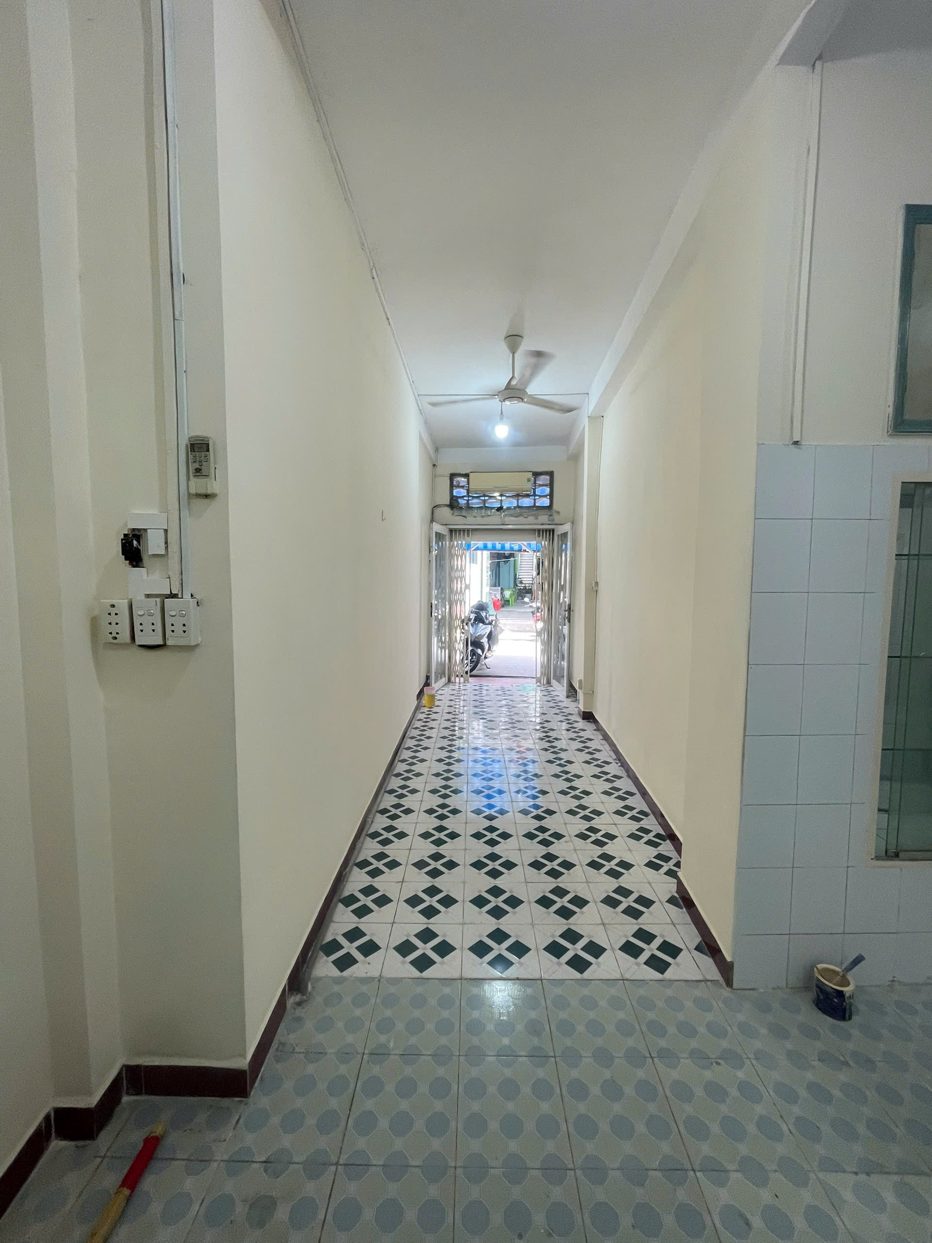 Cho thuê nhà 83/15 Hoà Hưng, Q10 giá 11tr/tháng, 2.7x15m - Ảnh 1