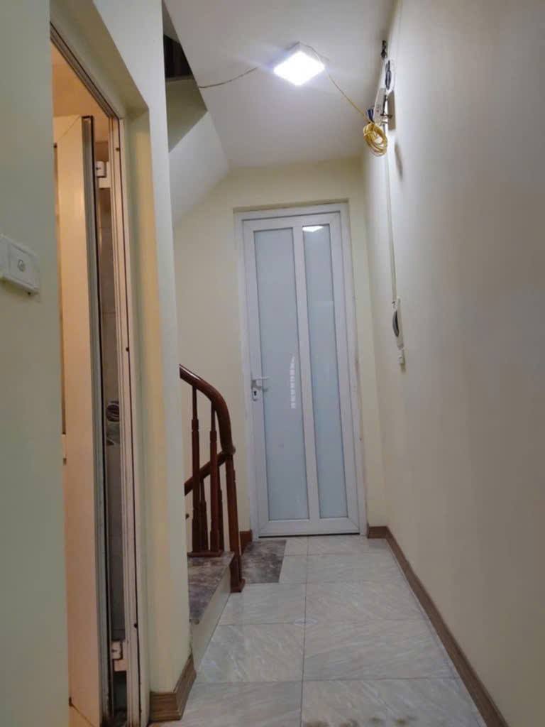 Trần cung nhà 40m2, 4 tầng 2 thoáng 4Mx10M giá 6,15 tỷ ,nỡ hậu - Ảnh 3