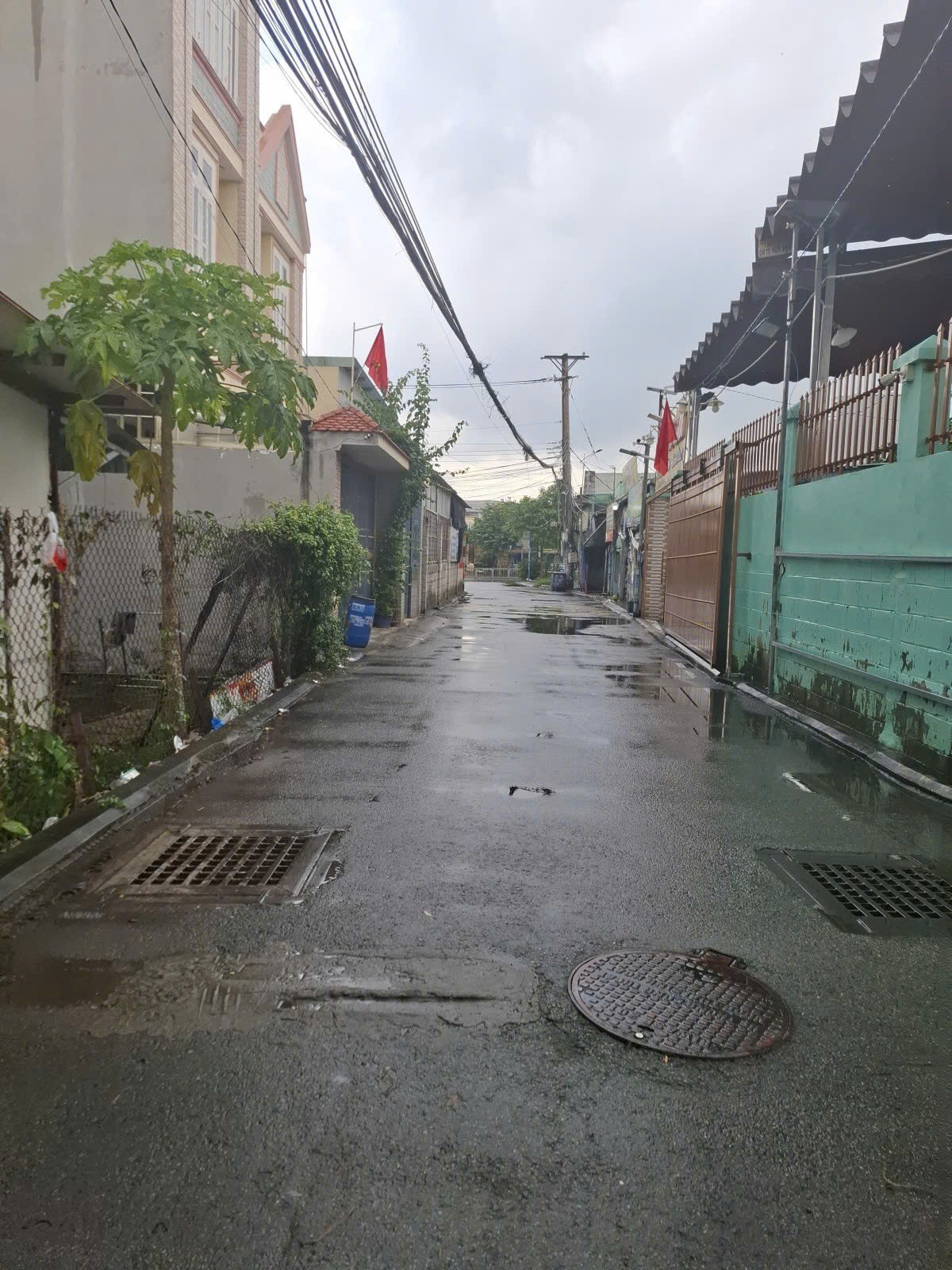 Bán đất Đông Hòa 100m2 ngang đẹp 6,3m,đường xe hơi,Sổ Hồng Riêng vuông vức - Ảnh 1