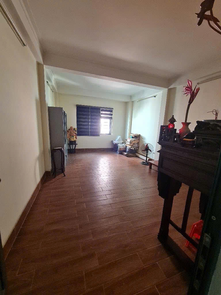 BÁN GẤP NHÀ MẶT PHỐ LÂM HẠ 72M, 6T, MT4M, THANG MÁY, NỞ HẬU, DÒNG TIỀN SIÊU LỢI NHUẬN. - Ảnh chính