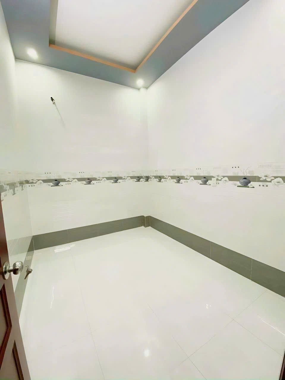 NHÀ THUÊ 4tr5/tháng-2pn HẺM TRẦN VĨNH KIẾT - Ảnh 3