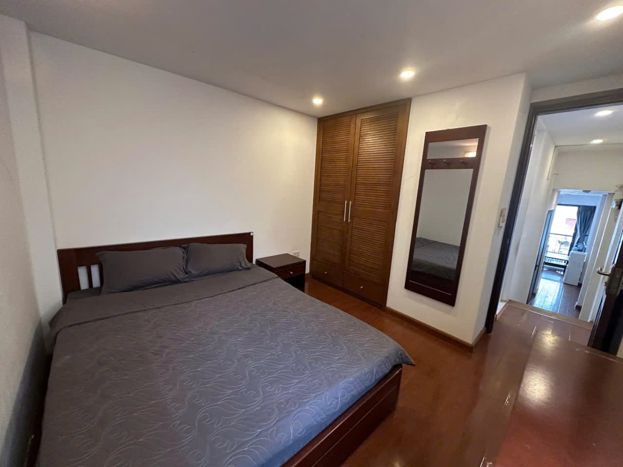 Bán nhà phố Linh Lang, Kinh doanh, ô tô tránh, dừng đỗ, 6 tầng thang máy - Ảnh 3