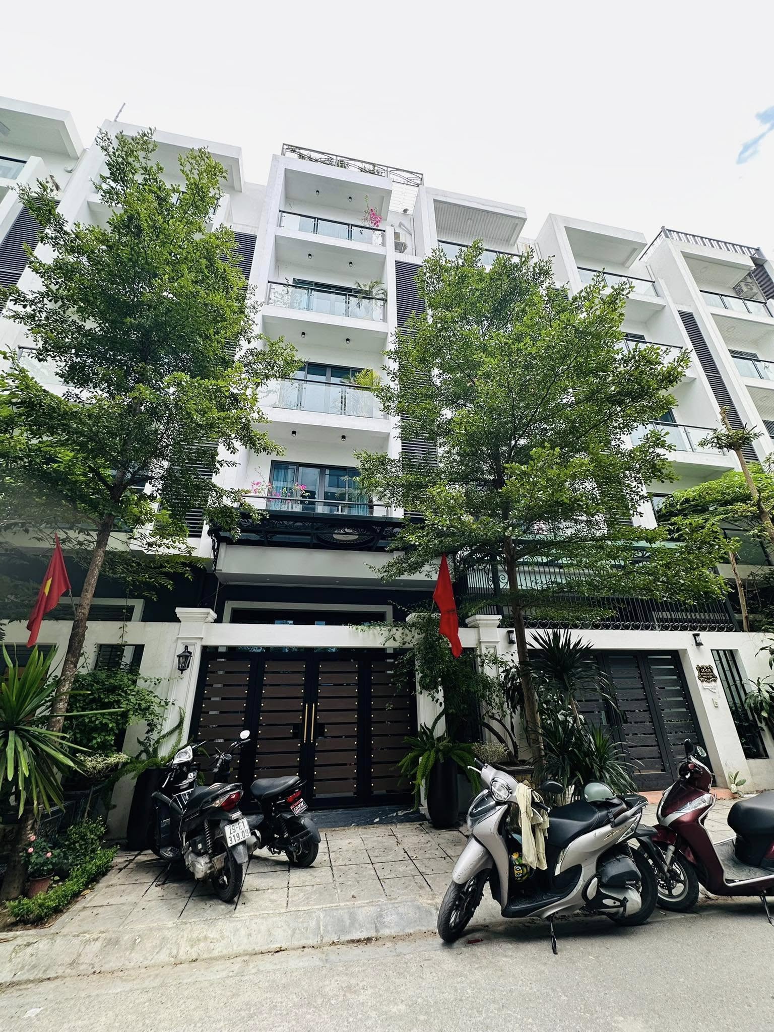 Bán Biệt Thự Liền Kề 5 Tầng View Hồ Trung Tâm Cầu Giấy- Bắc Từ Liêm Chỉ 90m² Giá 37 tỷ - Ảnh chính