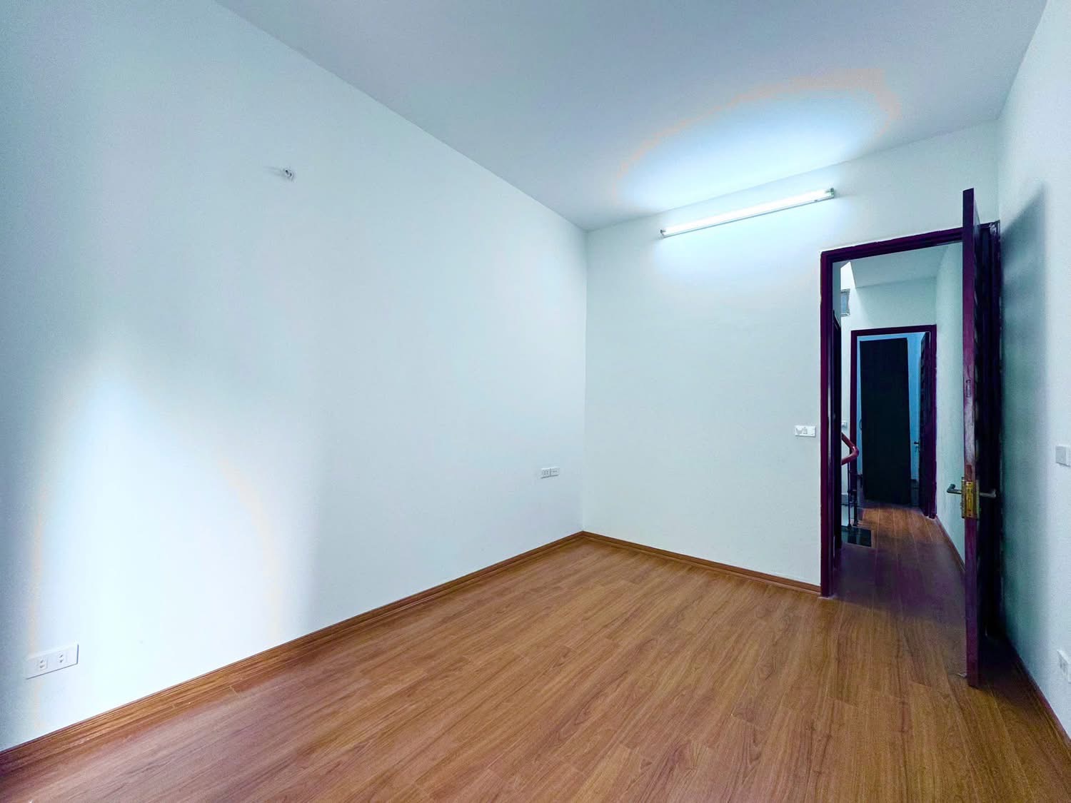 HIẾM, NHÀ NGÕ 105 XUÂN LA, TÂY HỒ-VỈA HÈ-Ô TÔ-KD: 33/38M X5T, MT 3,4M, GIÁ 12,2 TỶ. - Ảnh 4