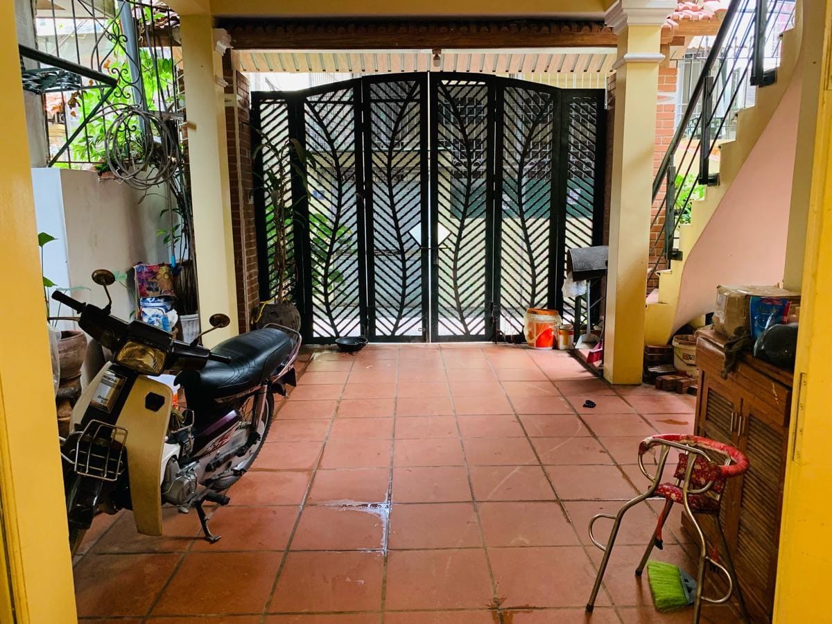 Bán nhà Hoàng Hoa Thám 70m, 4 tầng mặt tiền 4m ô chờ thang máy 11.5 tỷ - Ảnh chính