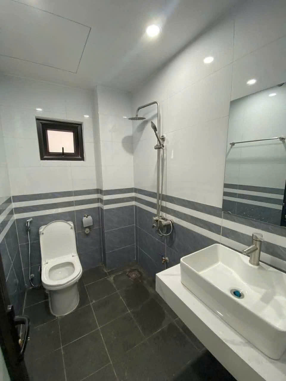 BÁN NHÀ DI TRẠCH, HOÀI ĐỨC, HÀ NỘI-45.3M-6 NGỦ-MẶT TIỀN 3M- GIÁ CHỈ 5,2 TỶ - Ảnh 3