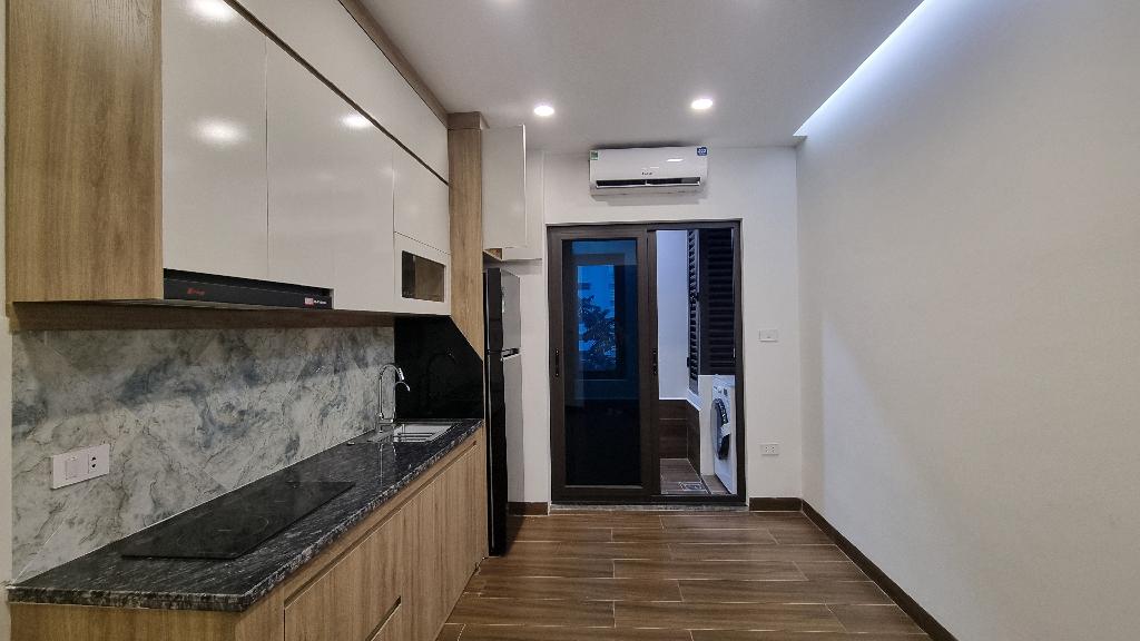 (Tin thật 100%) Bán Apartment lô góc 110m2 x 20CH tại Hoàng Quốc Việt - Ô tô tránh - DT 2,6 tỷ/năm - Ảnh 2
