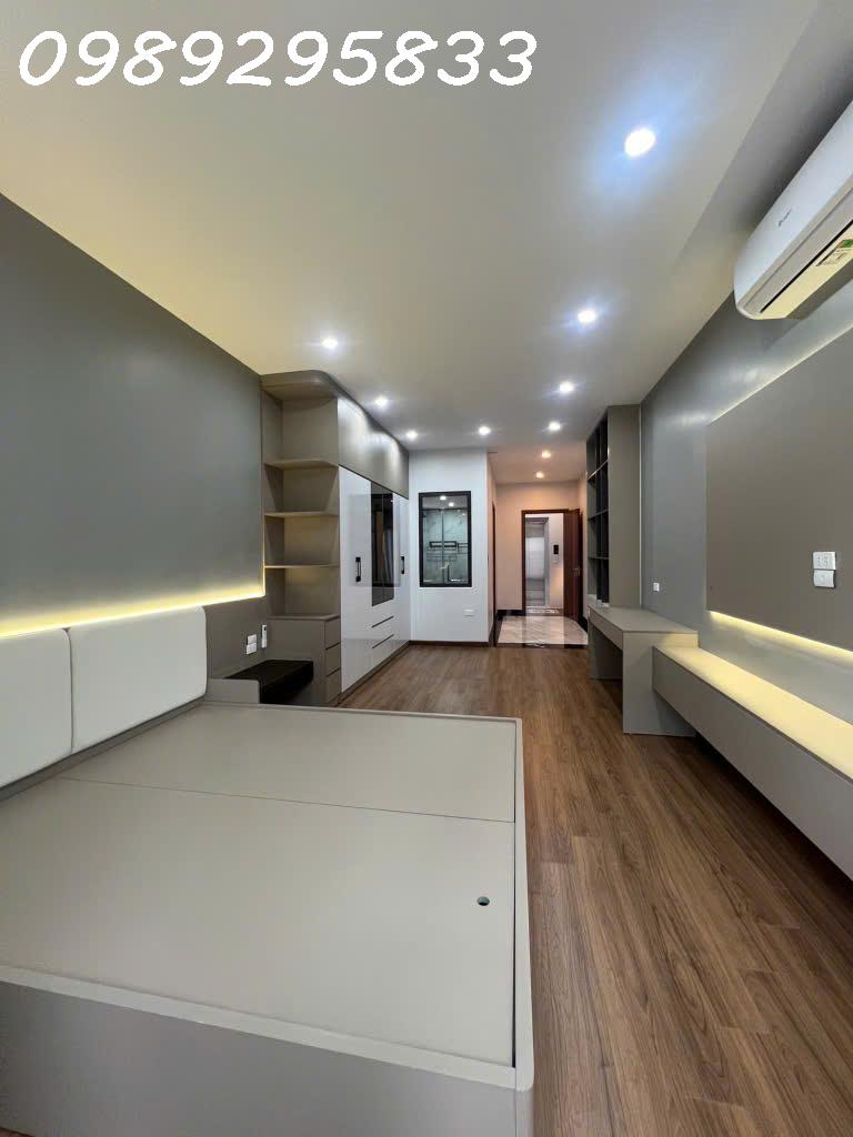 BÁN NHÀ LÔ GÓC 6 TẦNG THANG MÁY  Ô TÔ 7 CHỖ VÀO TẬN NHÀ LỆ MẬT LONG BIÊN  8.8 TỶ - Ảnh 4