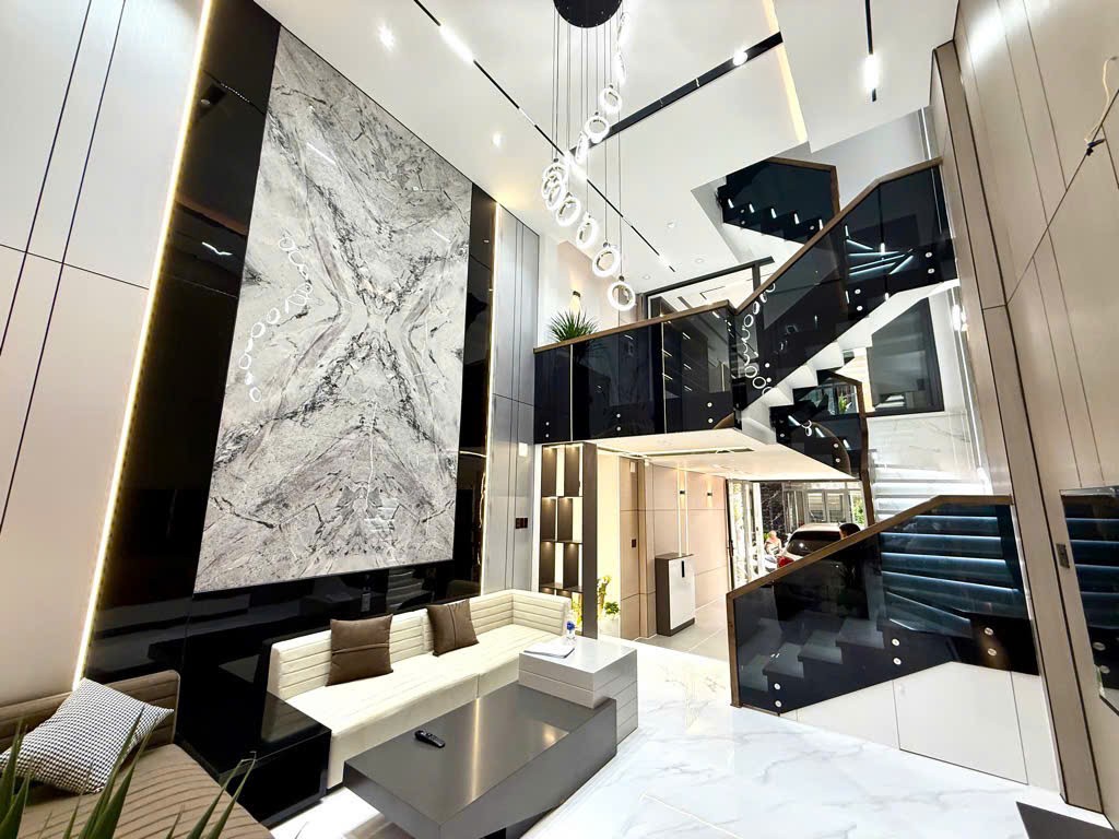 NHÀ ĐẸP - GIÁ TỐT NHÀ MỚI 100% NỘI THẤT XỊN XÒ DỌN VÀO Ở NGAY Tại Phường 8, Gò Vấp - Ảnh chính