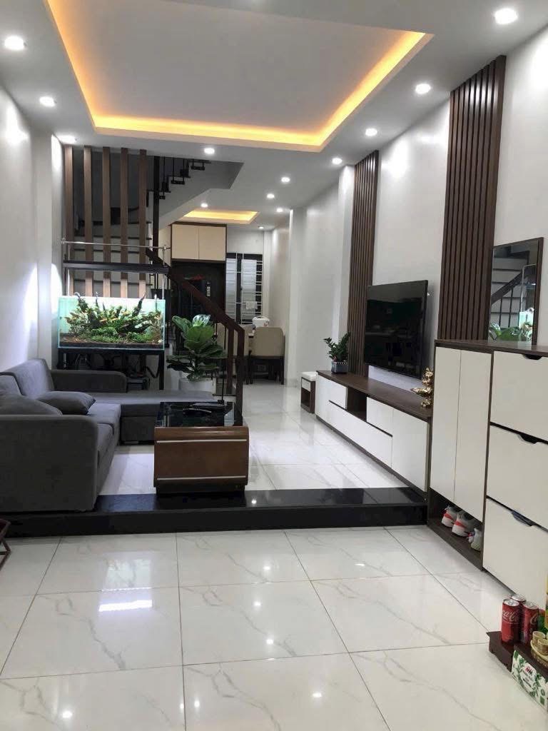 Bán nhà Cầu Diễn, Nội thất lung linh, 36m2, Giá nhỉnh 5 tỷ - Ảnh chính