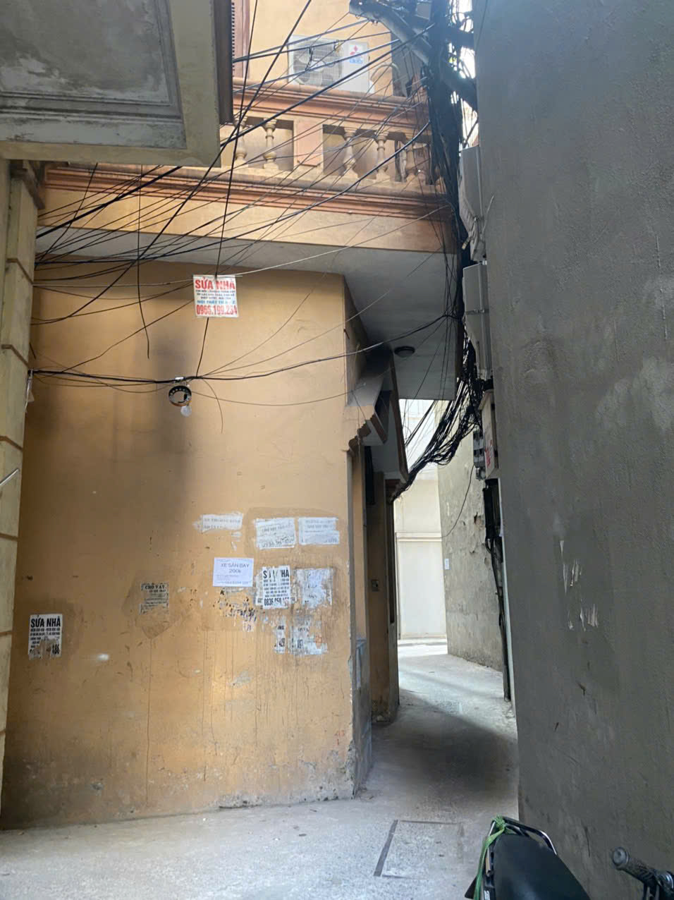 BÁN NHÀ VỊ TRÍ ĐẸP TẠI TRUNG TÂM QUẬN ĐỐNG ĐA TP HÀ NỘI - Ảnh 1