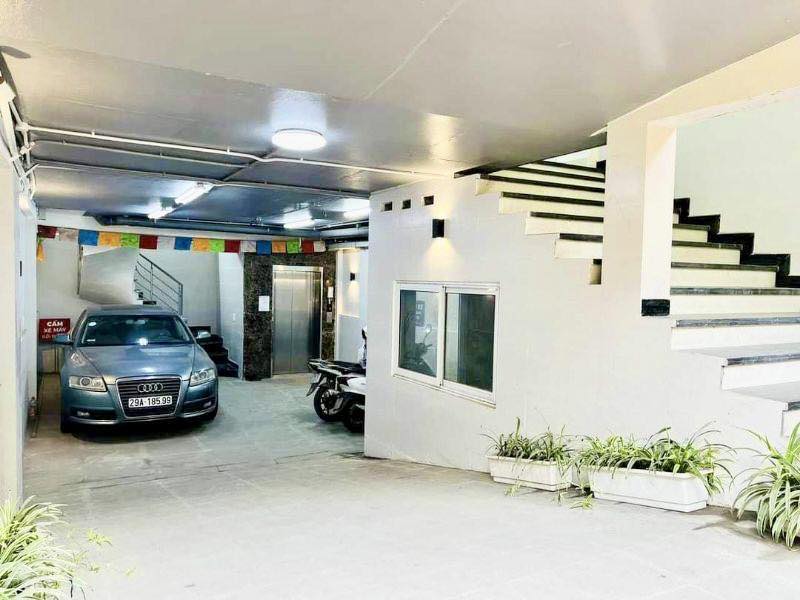 Siêu Hiếm - Nhà Mặt Phố Võng Thị 102m2/ 10T Thang máy, MT 5.6m 52 Tỷ View Hồ Tây - Ảnh chính