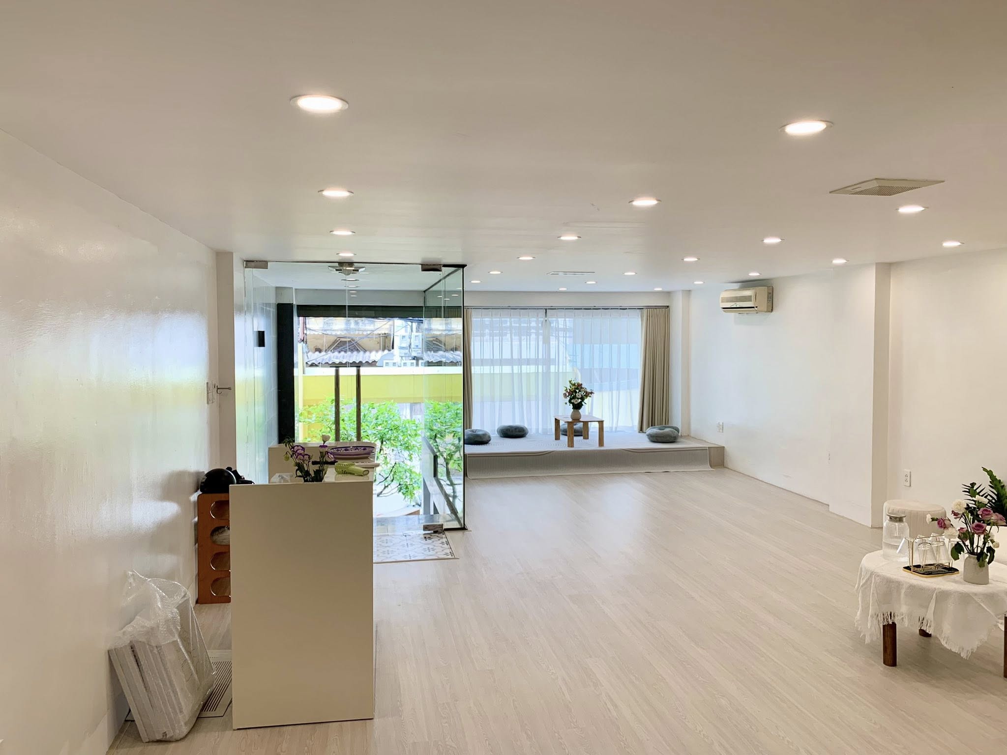 Siêu Hiếm - Nhà Mặt Phố Võng Thị 102m2/ 10T Thang máy, MT 5.6m 52 Tỷ View Hồ Tây - Ảnh 1