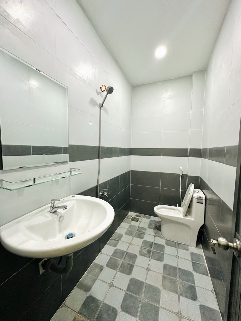 NHÀ B.ÁN NG.V.LƯỢNG GV - GẦN ST LOTTE & NGUYỄN OANH - HẺM XE HƠI - 76M² - NHỈNH 6 TỶ - Ảnh 5