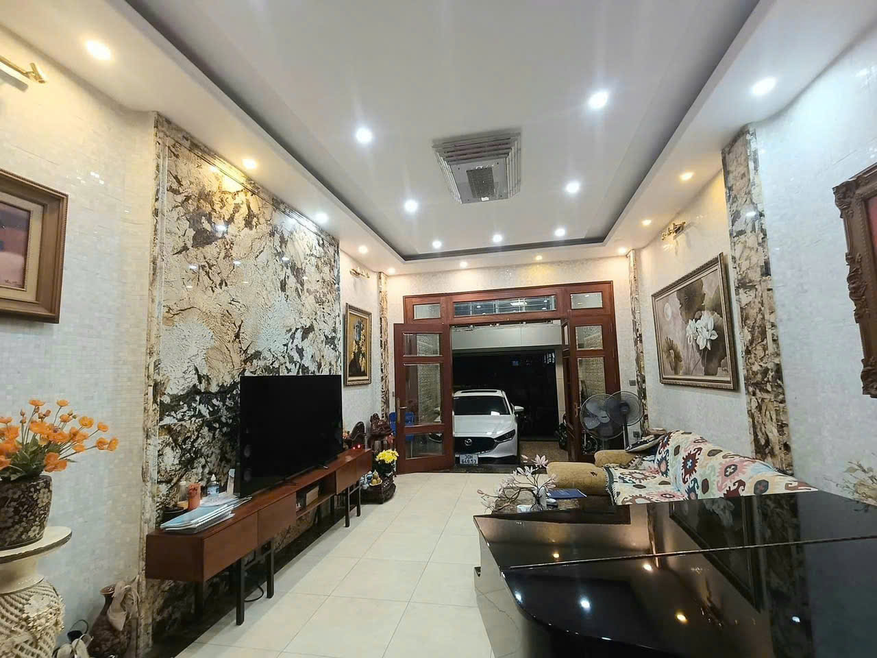 Bán nhà phố Lê Trọng Tấn 90m2, mặt tiền 5m, 4 tầng cực chất 3 ô tô tránh đỗ giá 27 tỷ - Ảnh chính