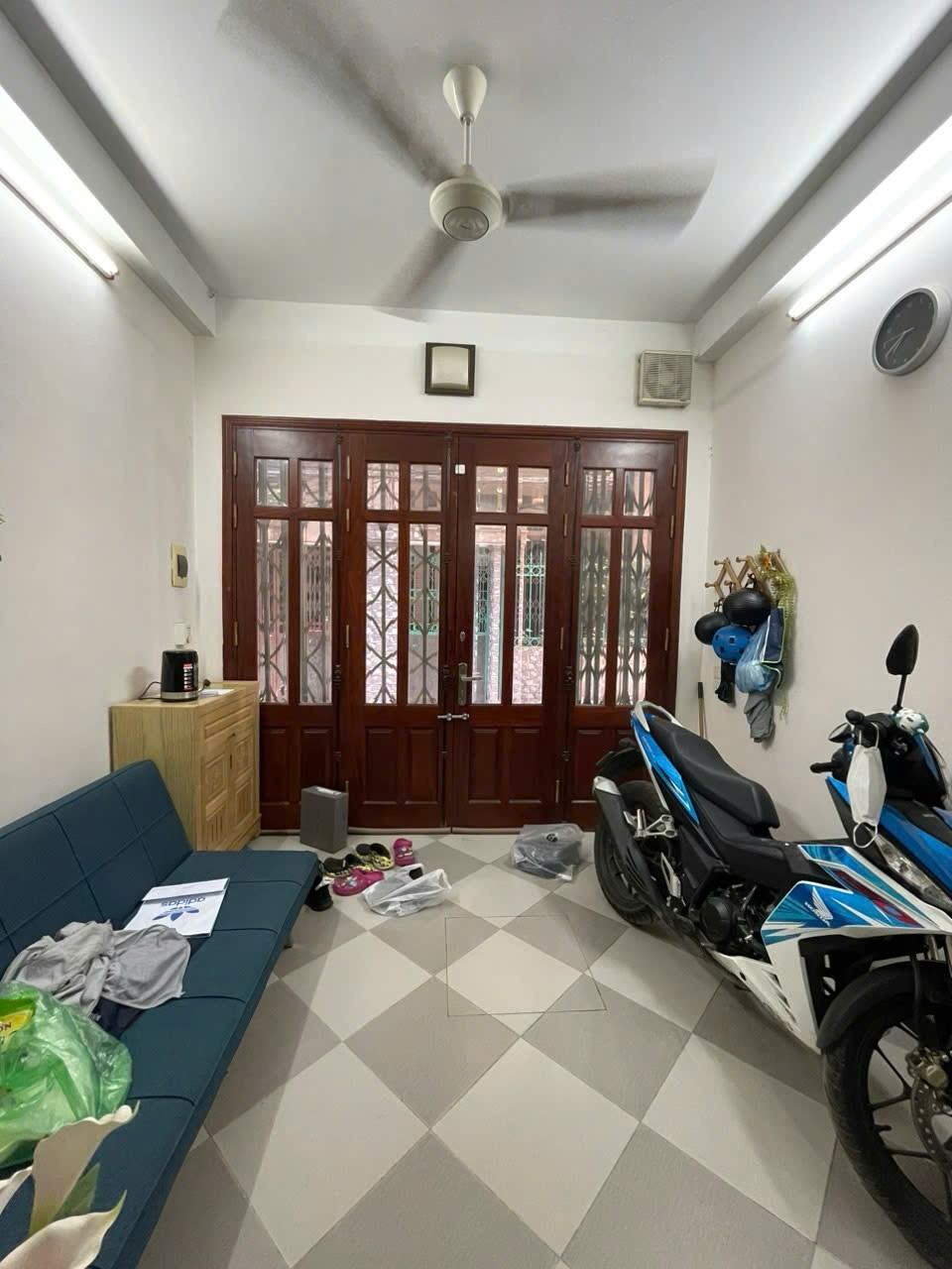 Cho thuê nhà riêng 30m x  5T Trường Chinh, Đống Đa 7M ra ô tô, full nội thất giá 11tr - Ảnh chính