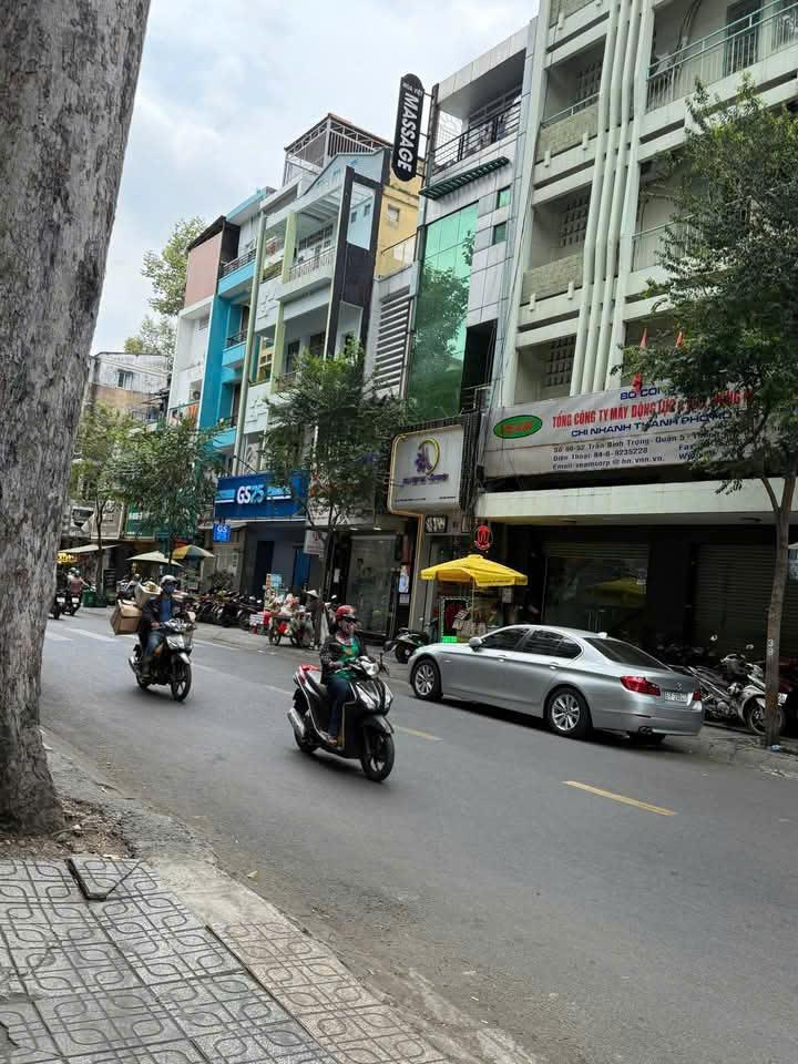 ***Gấp GấpLô Góc 2 Mặt Tiền Ngay Trần Hưng Đạo Quận 5 Nhà 5 Tầng(4X23) Hoàn Công Đầy Đủ - Ảnh 2