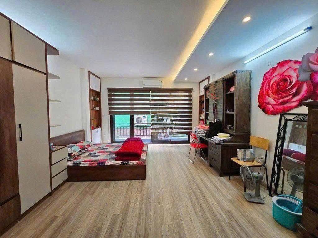 Cho thuê nhà đẹp - full đồ - ngõ 132 cửa ngõ 132 đường Cầu Giấy 35m x 5T giá 15 triệu - Ảnh 2