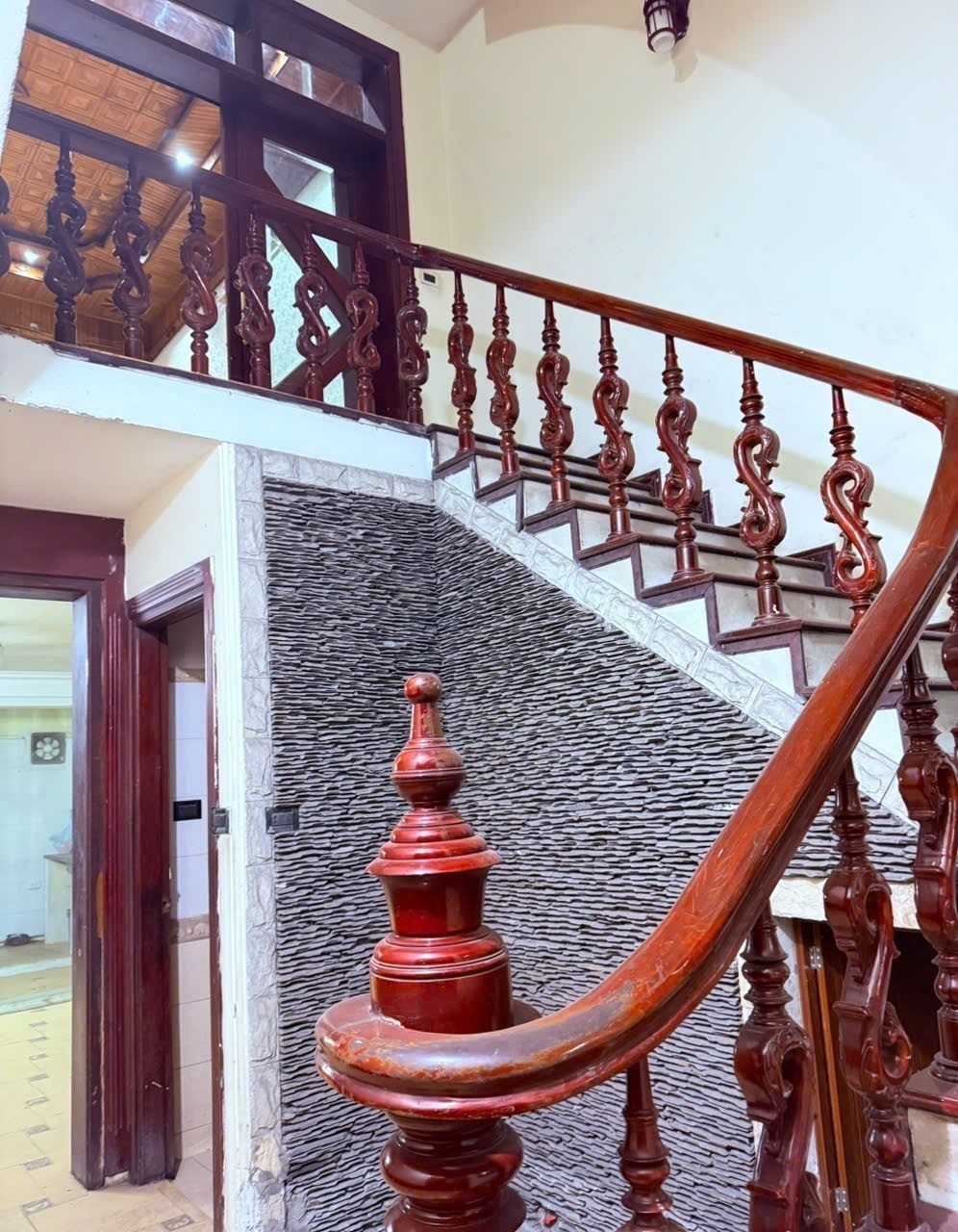 BÁN NHÀ MẶT PHỐ NGUYỄN VĂN CỪ - LONG BIÊN - Ảnh 3