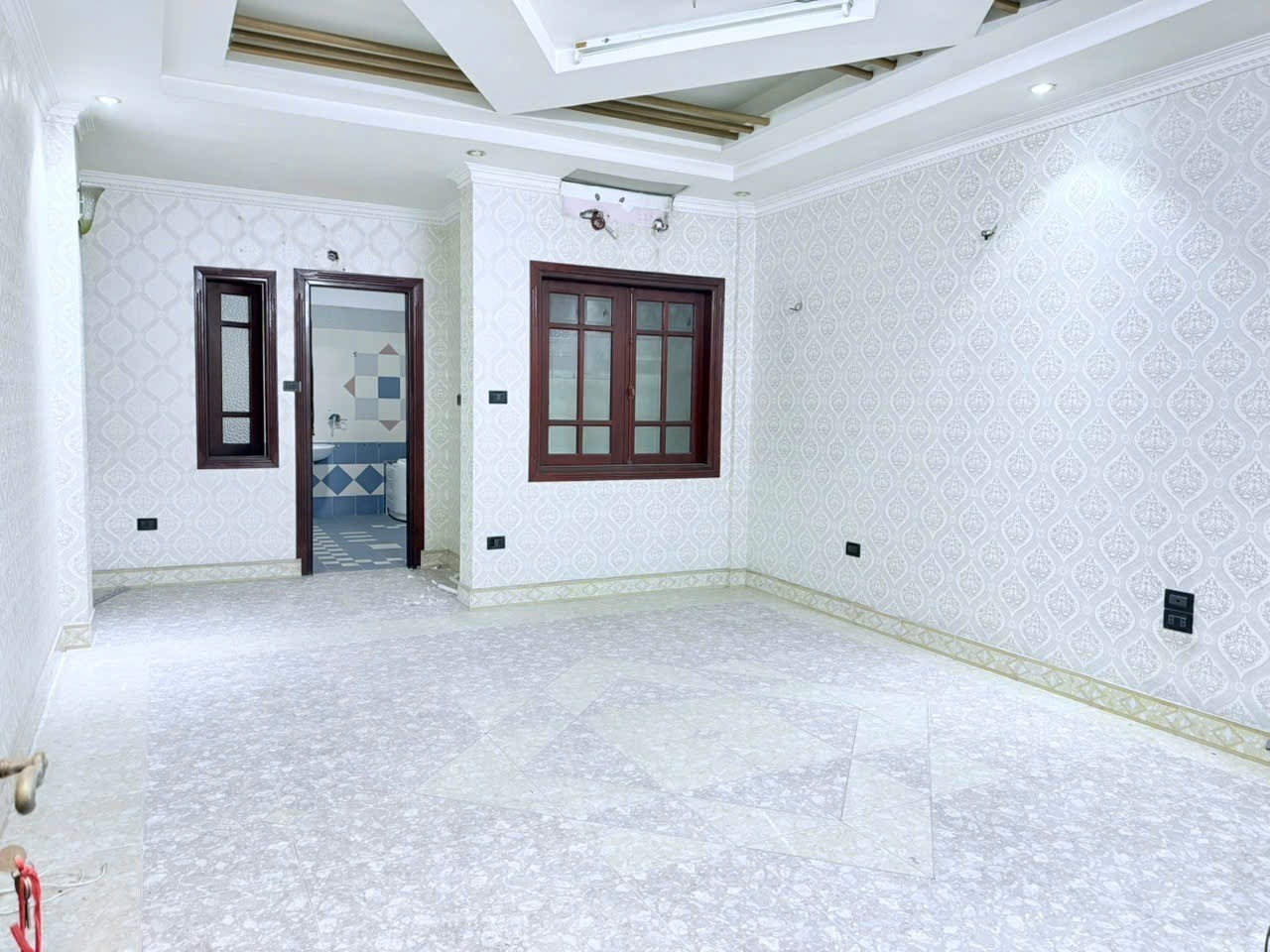 BÁN NHÀ MẶT PHỐ NGUYỄN VĂN CỪ - LONG BIÊN - Ảnh chính