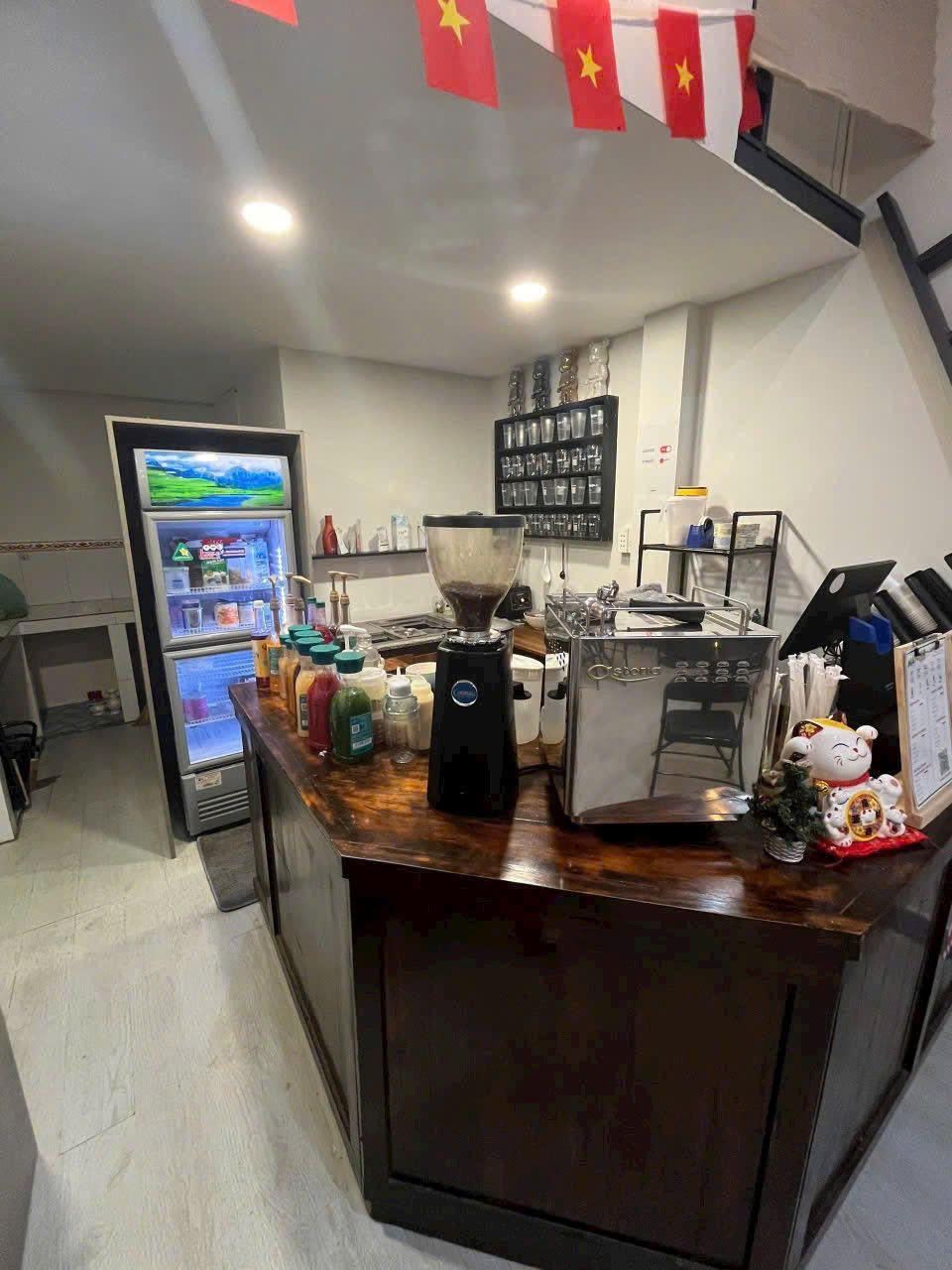 Sang Quán Cafe Mặt Tiền Đừơng Bàu Bàng - Chánh Nghĩa - Ảnh chính