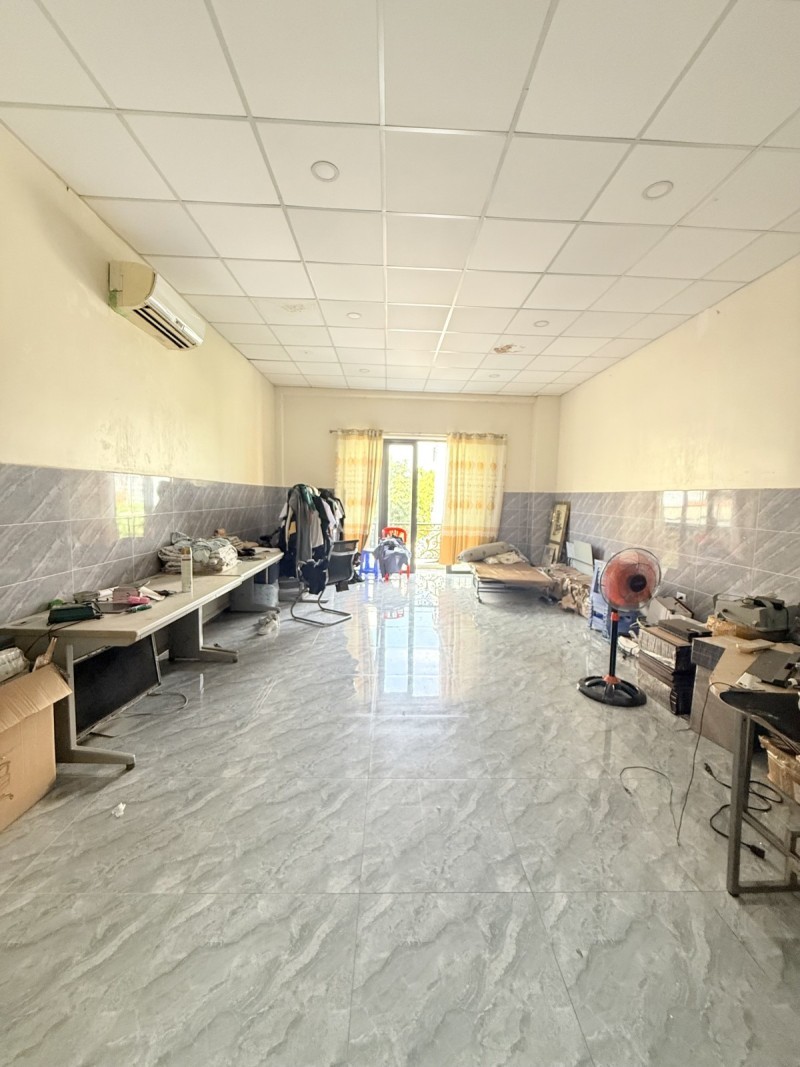Bán nhà 85m2 - Hẻm xe tải 8m Đ. Bờ Bao Tân Thắng, Q. Tân Phú - Ảnh 4