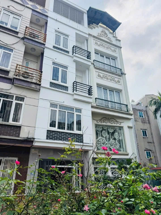 Bán nhà gần mặt phố ngay Cầu Diễn - DT 40m đang cao trào giá rẻ nhất - Ảnh chính