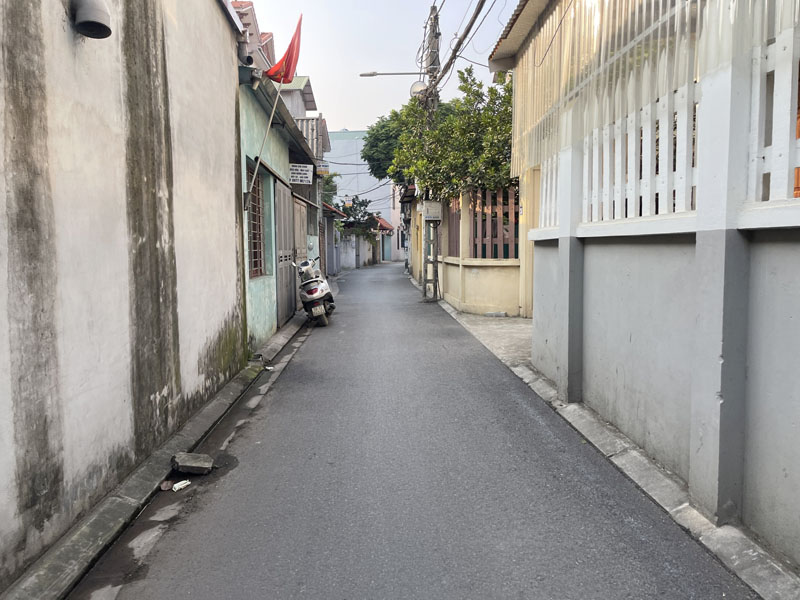 Cổ Bi - Gia Lâm: Bán lô đất vuông 82,5m2 có nhà C4 sẵn, ô tô 5 chỗ chạy tới, tiện ích đầy đủ - Ảnh 2