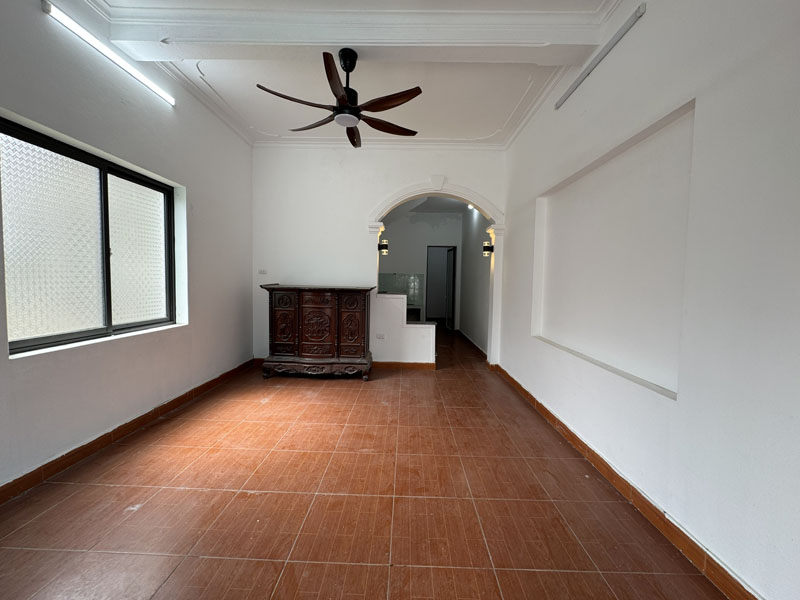 Cổ Bi - Gia Lâm: Bán lô đất vuông 82,5m2 có nhà C4 sẵn, ô tô 5 chỗ chạy tới, tiện ích đầy đủ - Ảnh 4