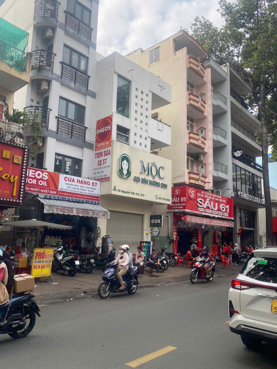 *++22 Tỷ Hơn_Nhà Mặt Phố Nguyễn Trãi Quận 5, 3 Lầu (3.5X12)SHR, Hoàn Công Đầy Đủ - Ảnh 2